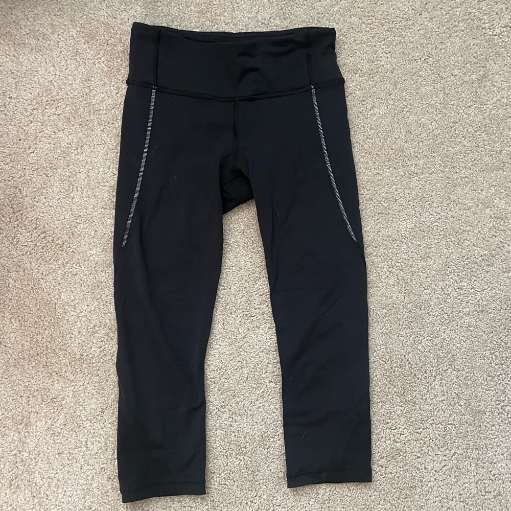 LULULEMON Athletica cropped leggings, size 0